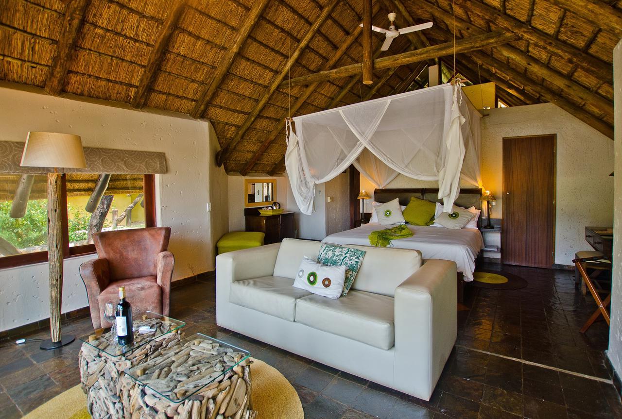 Tau Game Lodge Madikwe Game Reserve Eksteriør bilde