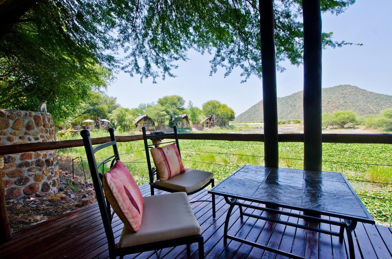 Tau Game Lodge Madikwe Game Reserve Eksteriør bilde